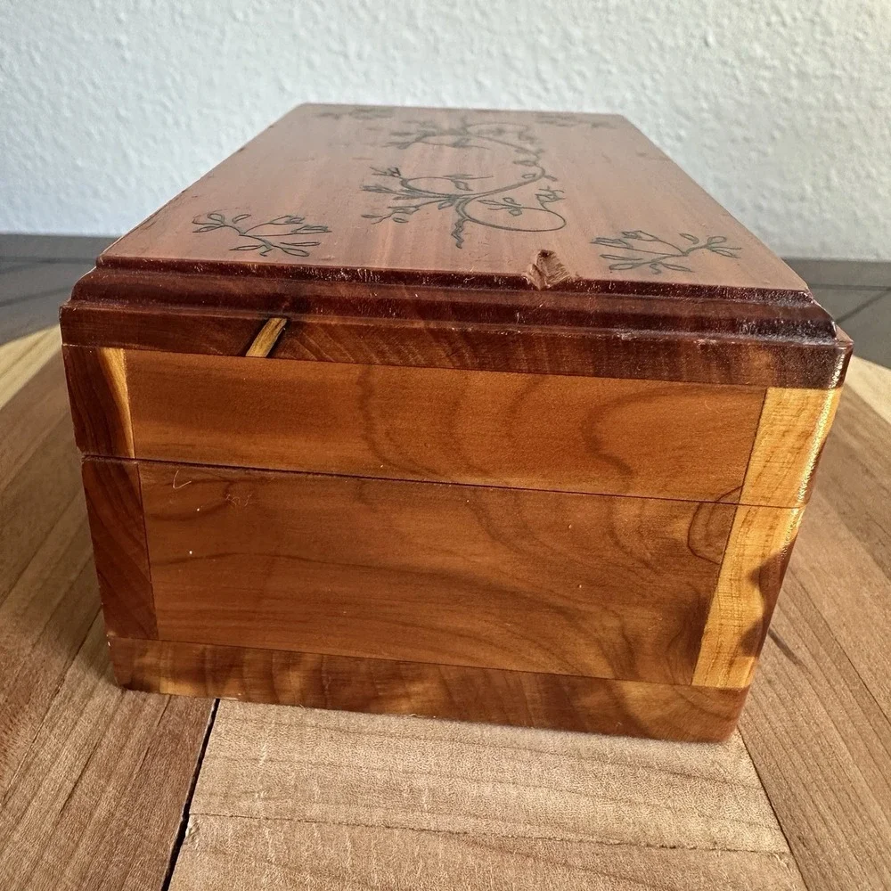 Vintage USA Artisan Cedar Trinket Jewelry Box 5x3 Inch Handcrafted Floral Design